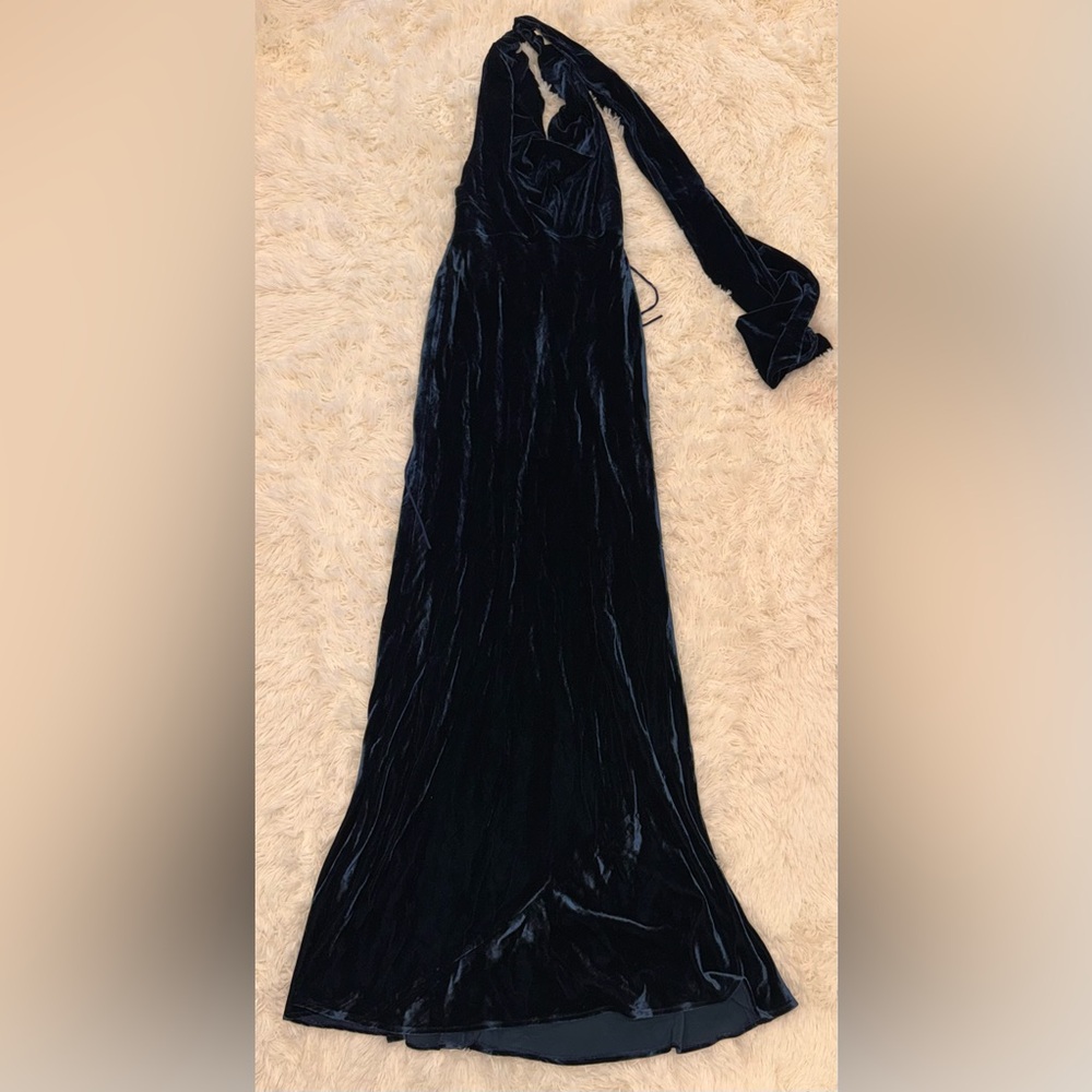 NEW SAU LEE midnight blue halter velvet gown sz 6 - Picture 3 of 7